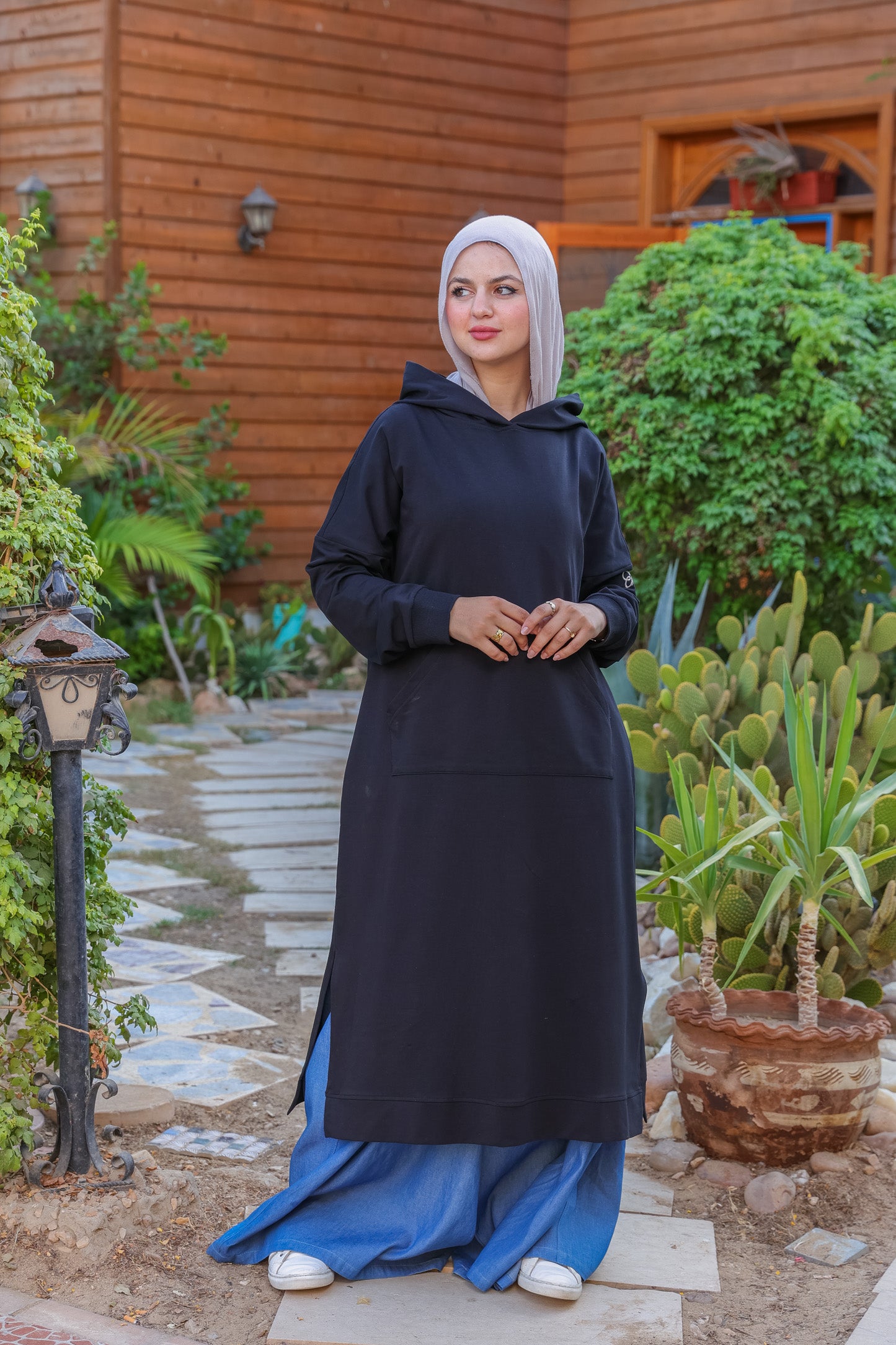 LUNE Hoodie