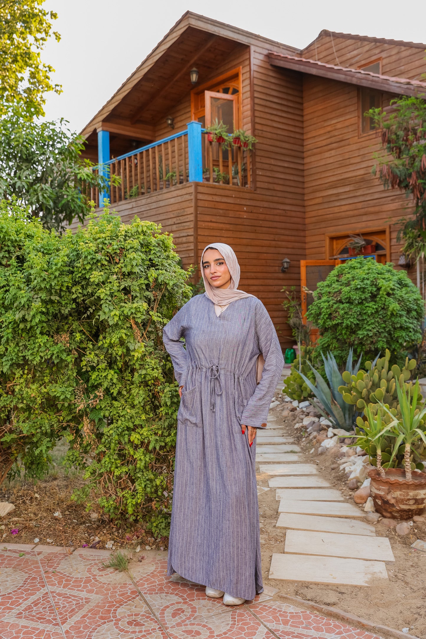 بسمة-Navy Blue