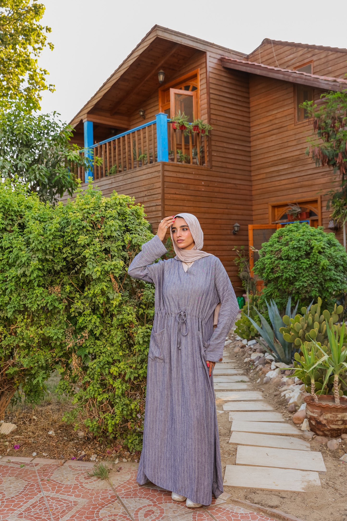 بسمة-Navy Blue
