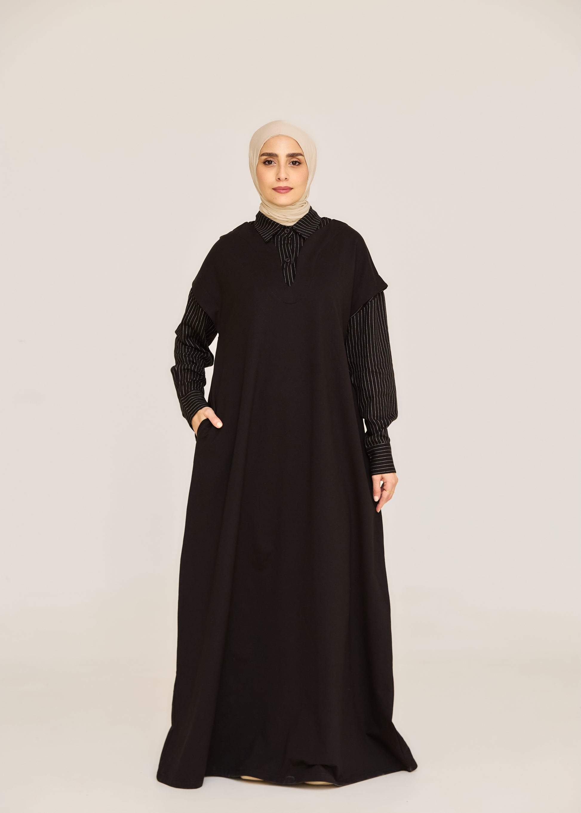 Soft Structured Abaya
