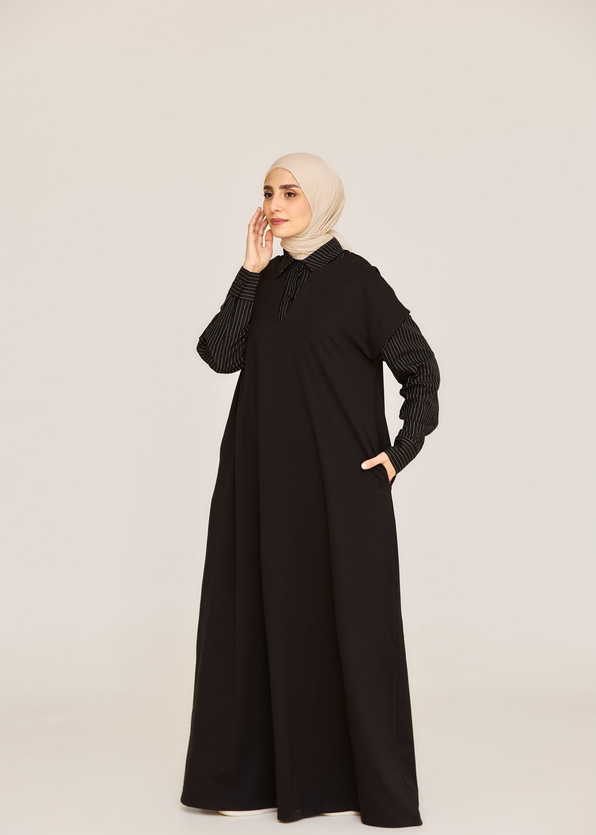 Soft Structured Abaya