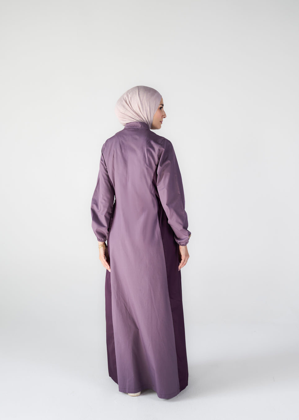 Luna Abaya